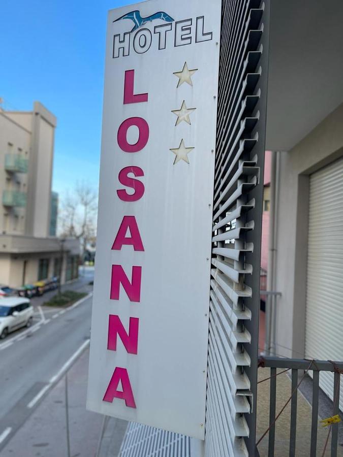 Hotel Losanna Rimini Kültér fotó