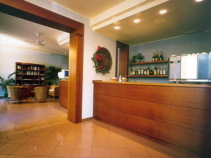 Hotel Losanna Rimini Kültér fotó
